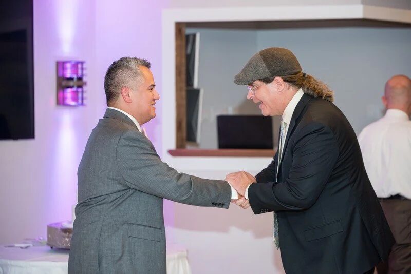 A packed dance floor at a Chart House wedding with DJ Matt Iverson